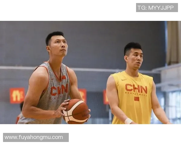 聚焦篮球明星成长历程与赛场传奇故事全面深度呈现魅力风采瞬间集